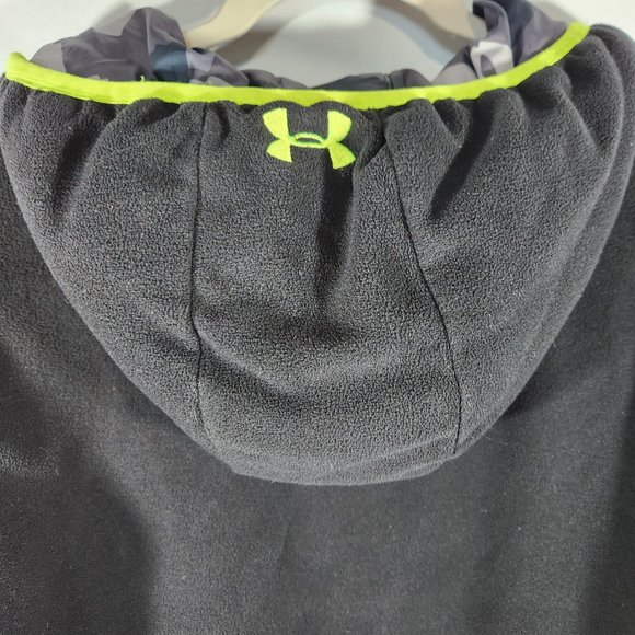 Under Armour Boy's Camo Fleece Reversable Winter Coat Skiing, Tubing Sledding - Picture 9 of 10